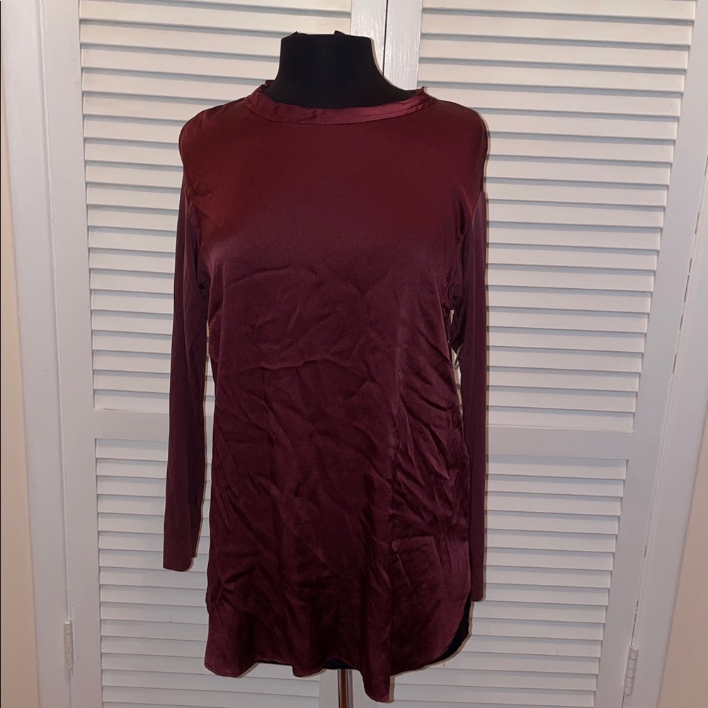 820 Cariban Burgundy stretchy Silk Long Sleeve Top/tunic  size 44 made in Italy